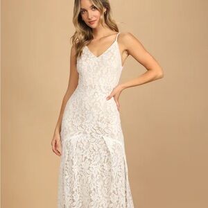 Elegant White Lace Dress